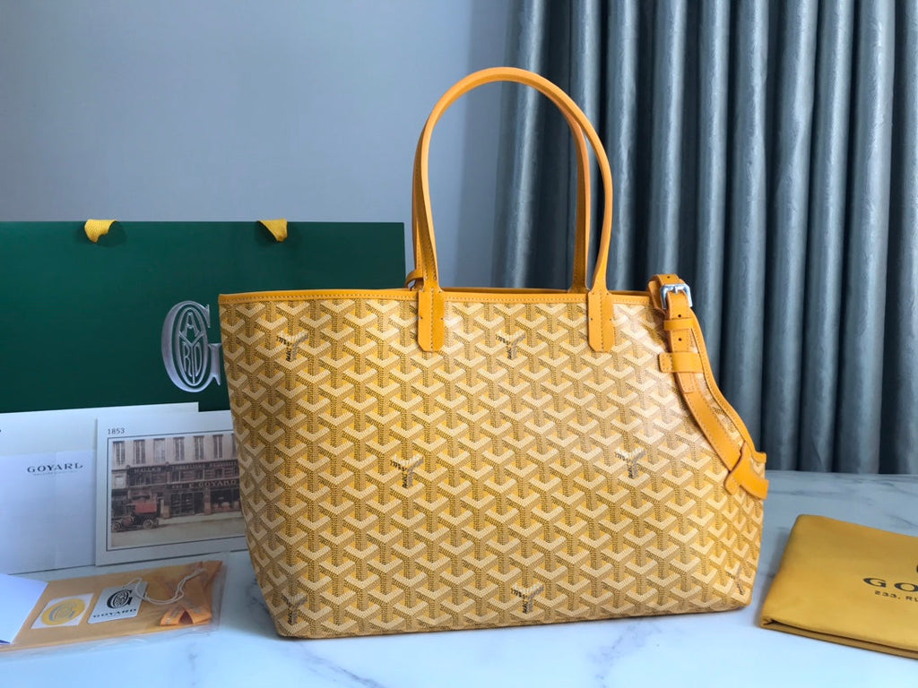 CHIEN GRIS BAG 33 IN YELLOW GOYARDINE CANVAS AND CALFSKIN TRIM