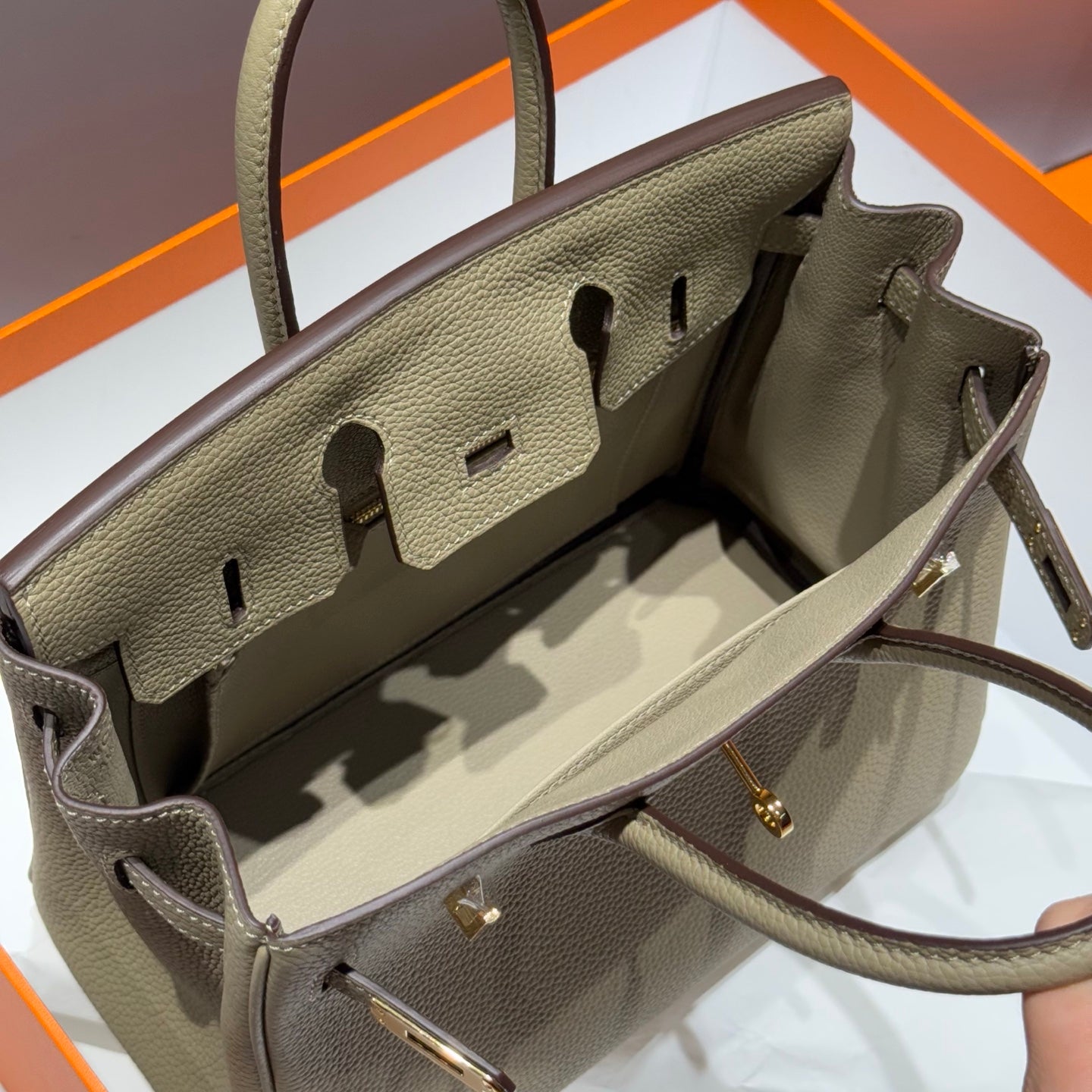 HERMES 25S MEDIUM BIRKIN 25 IN DARK KHAKI CALFSKIN GOLD HARDWARE