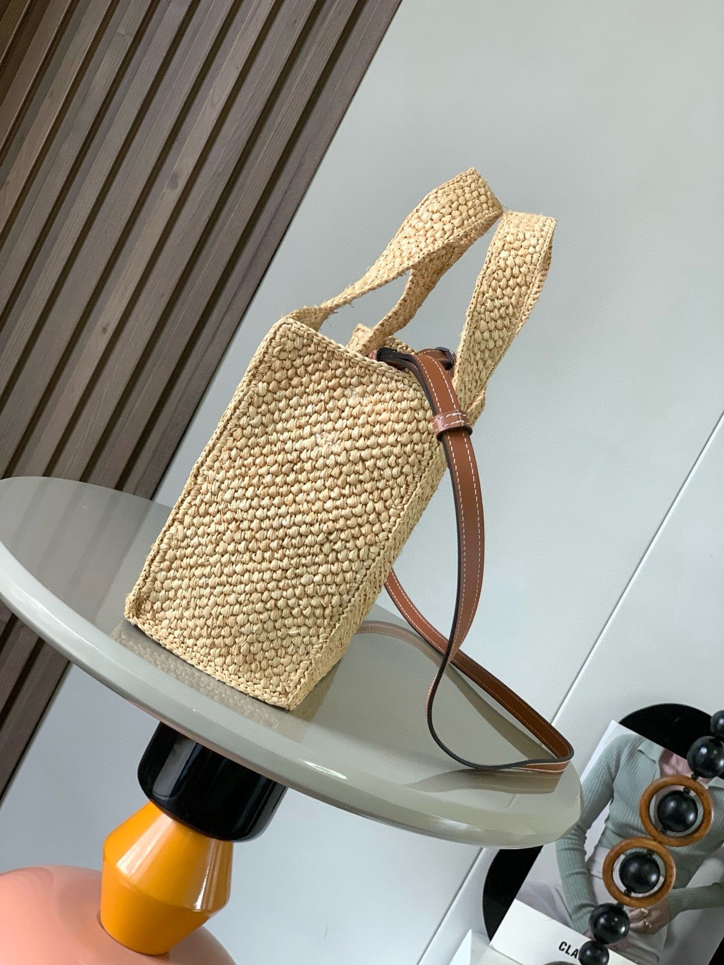 LOEWE 25S WE FONT TOTE BAG 24 IN NATURAL RAFFIA FIBER
